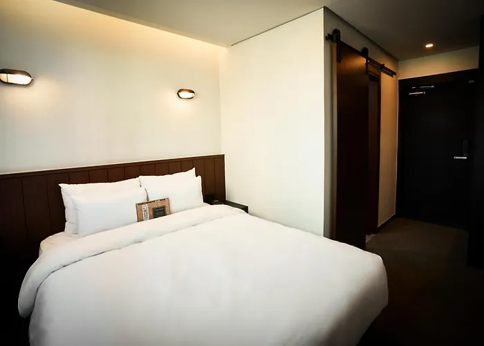 Lumia Myeongdong Otel 3*