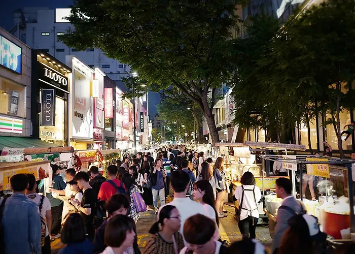 Lumia Myeongdong 3* 首爾